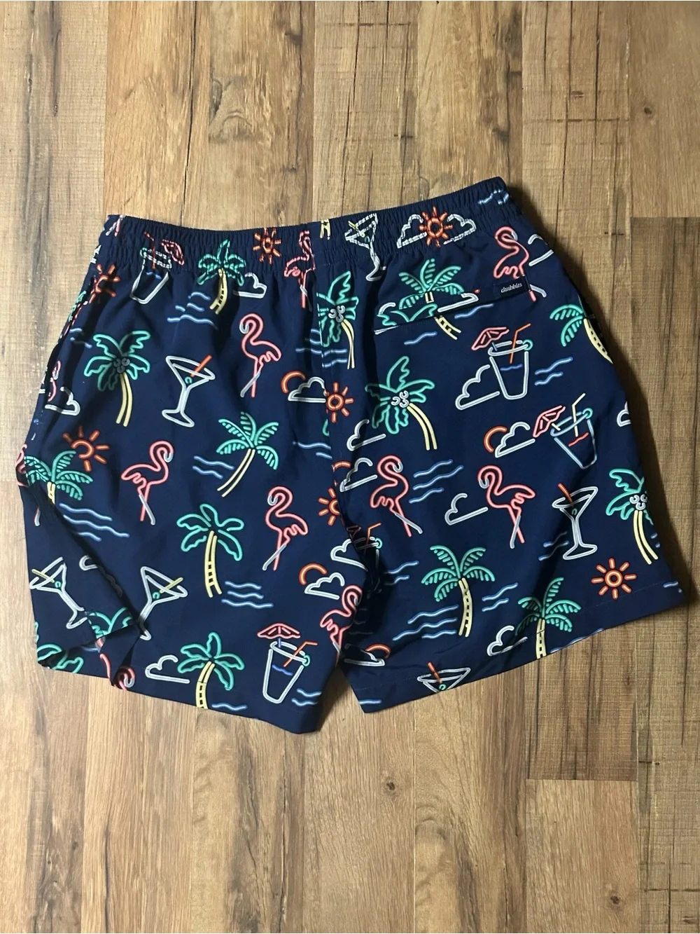 Chubbies Men’s Large “Neon Lights” 5.5” Lined Swim Trunk Shorts EUC